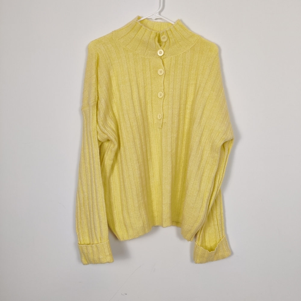 Trendyol Women's Ribbed Yellow Sweater Size Medium Oversized Cozy